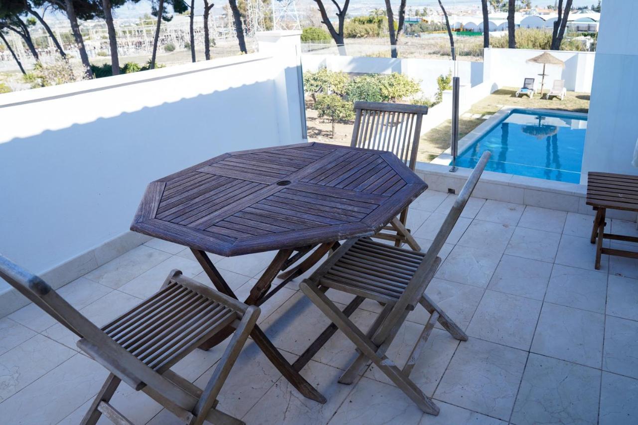 Tess Villa Maria Alhaurín de la Torre Exterior foto